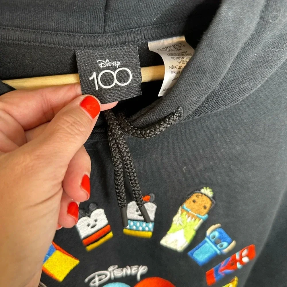 Disney 100 Womens 2XL Hoodie Black Graphic Sweatshirt Anniversary Characters - Picture 7 of 8